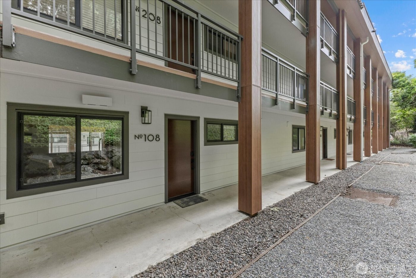 130 105th Avenue SE #108, Bellevue, WA 98004