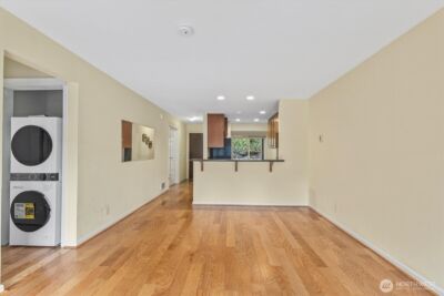 130 105th Avenue SE #108, Bellevue, WA 98004 - Photo 20