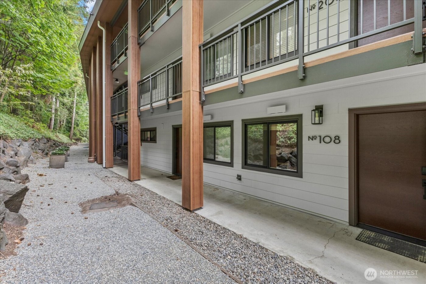 130 105th Avenue SE #108, Bellevue, WA 98004