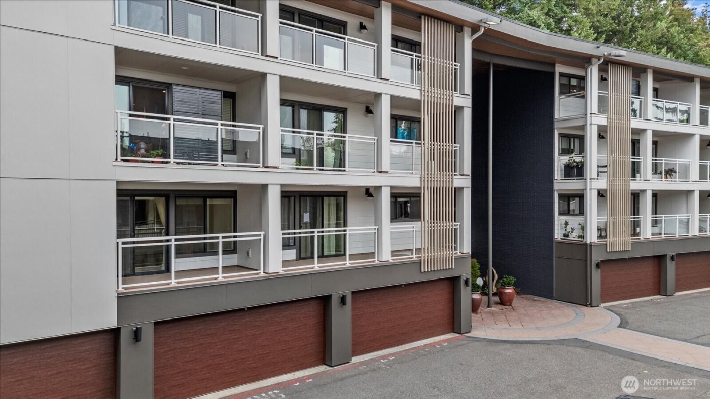 130 105th Avenue SE #108, Bellevue, WA 98004