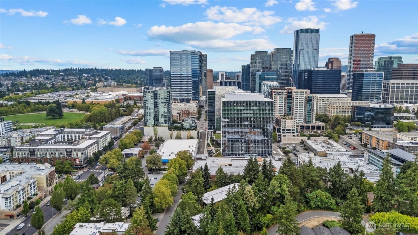 130 105th Avenue SE #108, Bellevue, WA 98004