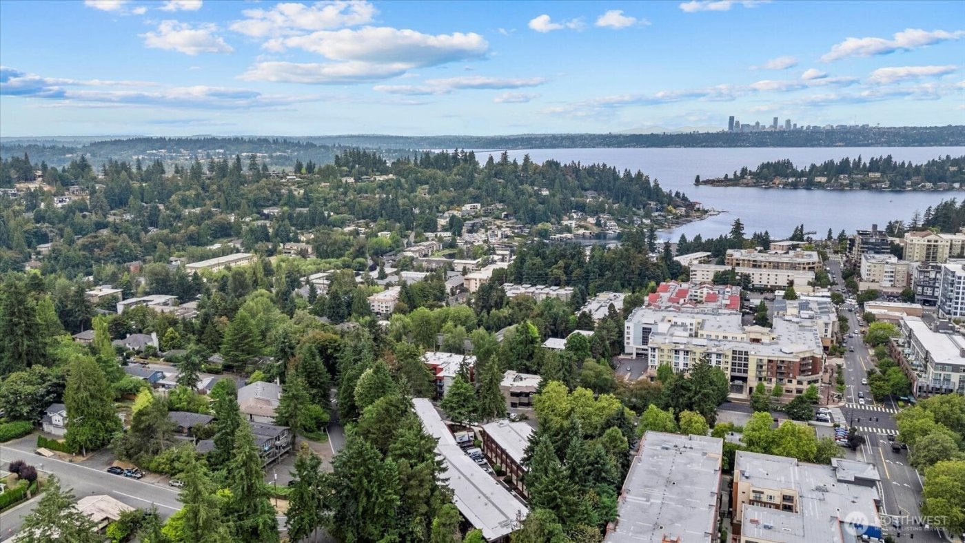 130 105th Avenue SE #108, Bellevue, WA 98004