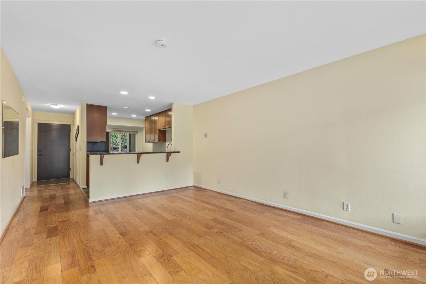 130 105th Avenue SE #108, Bellevue, WA 98004