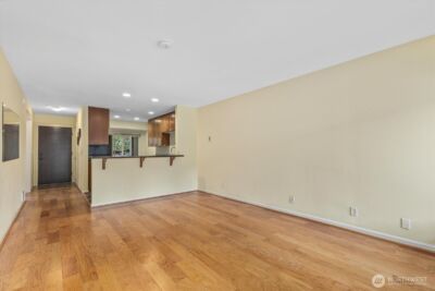 130 105th Avenue SE #108, Bellevue, WA 98004 - Photo 6