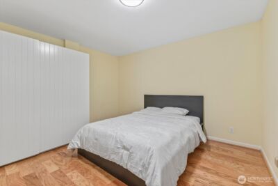 130 105th Avenue SE #108, Bellevue, WA 98004 - Photo 9