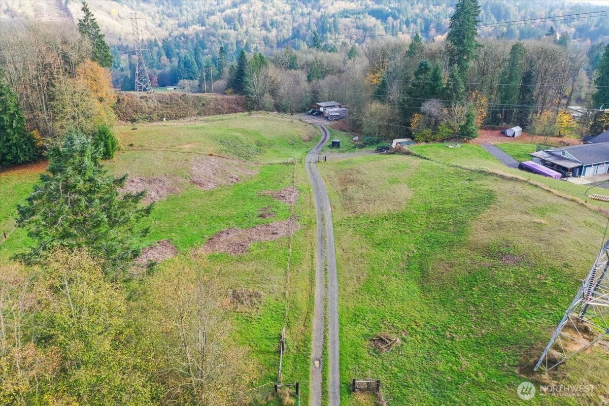 418 N 50th Avenue , Longview, WA 98632