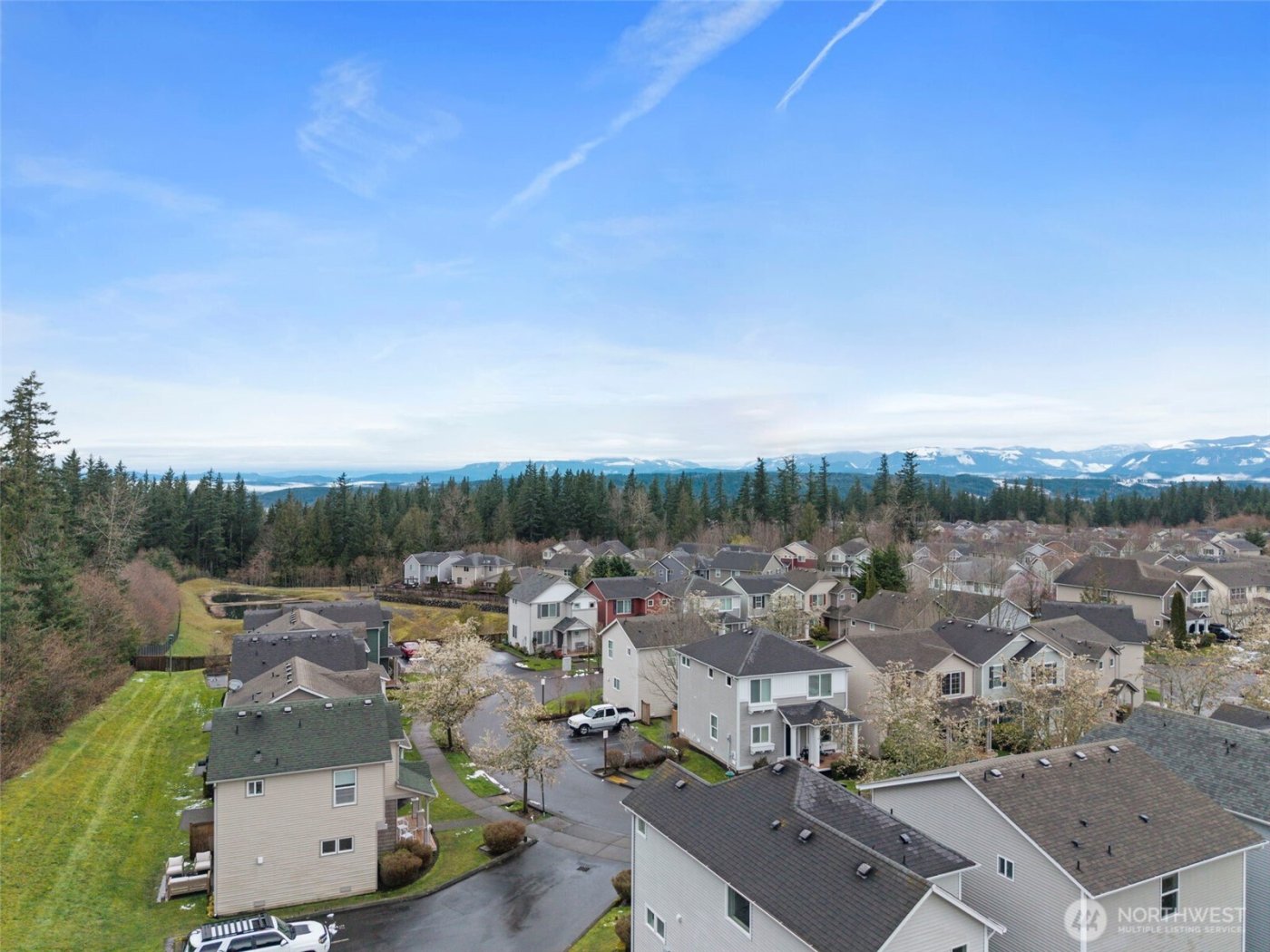 6827 SE Gove Street #10, Snoqualmie, WA 98065