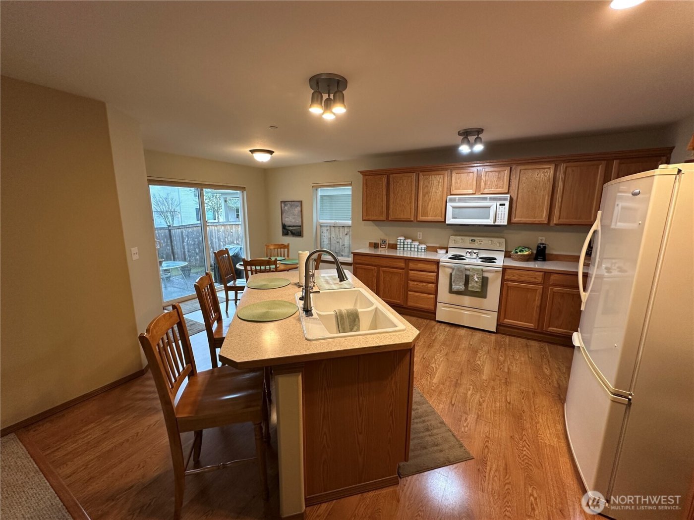 2766 McNeil Street , Dupont, WA 98327