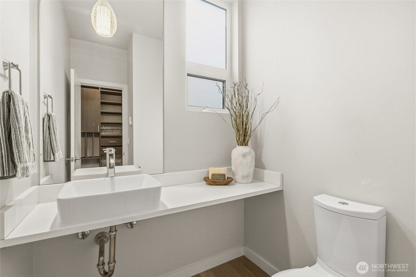 1523 NW 64th Street #B, Seattle, WA 98107