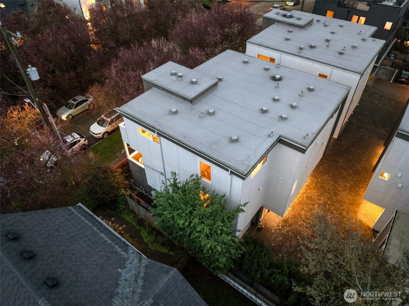 1523 NW 64th Street #B, Seattle, WA 98107