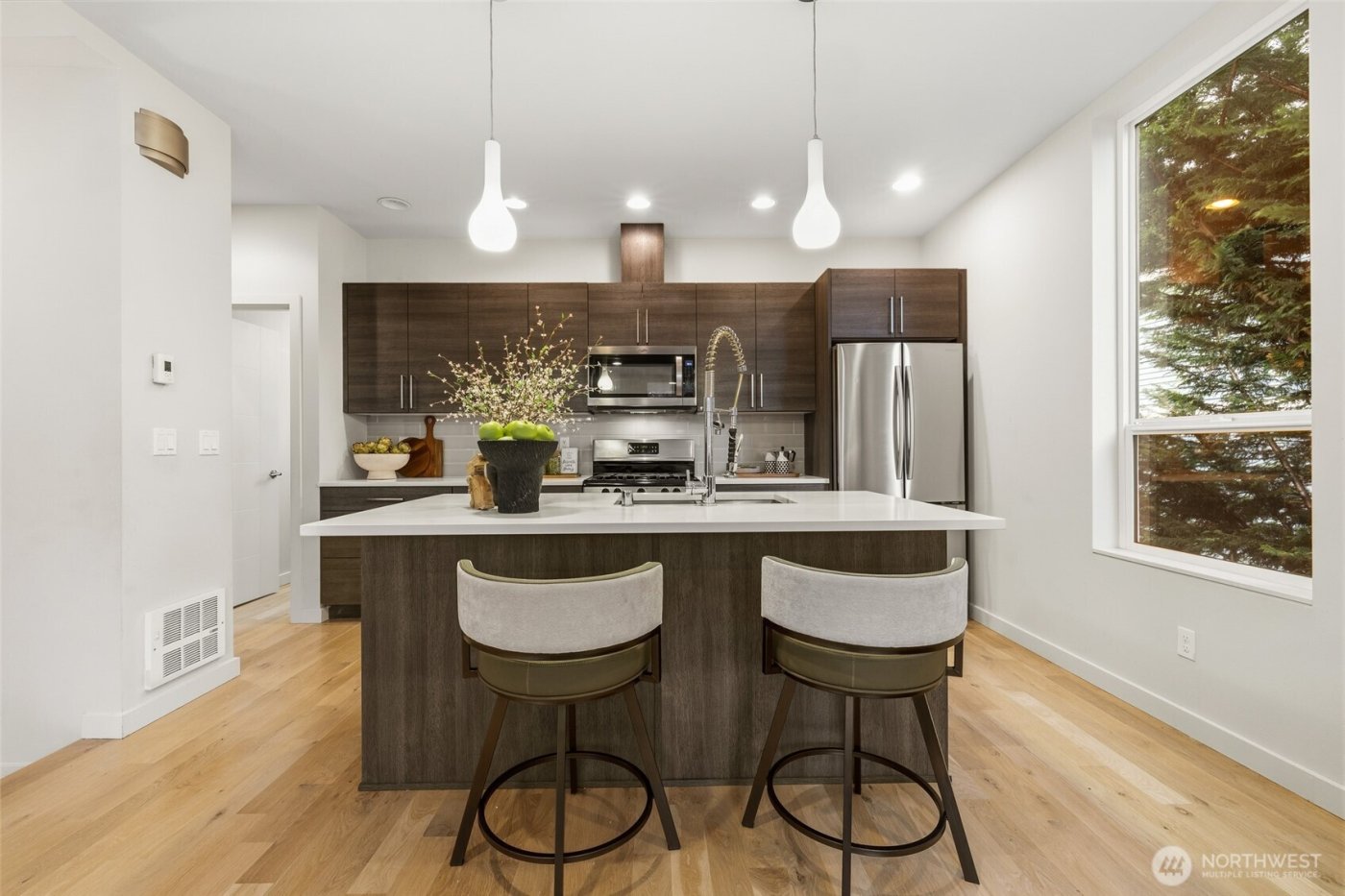 1523 NW 64th Street #B, Seattle, WA 98107