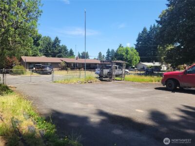 315 Dennis Street SW, Tumwater, WA 98501 - Photo 3