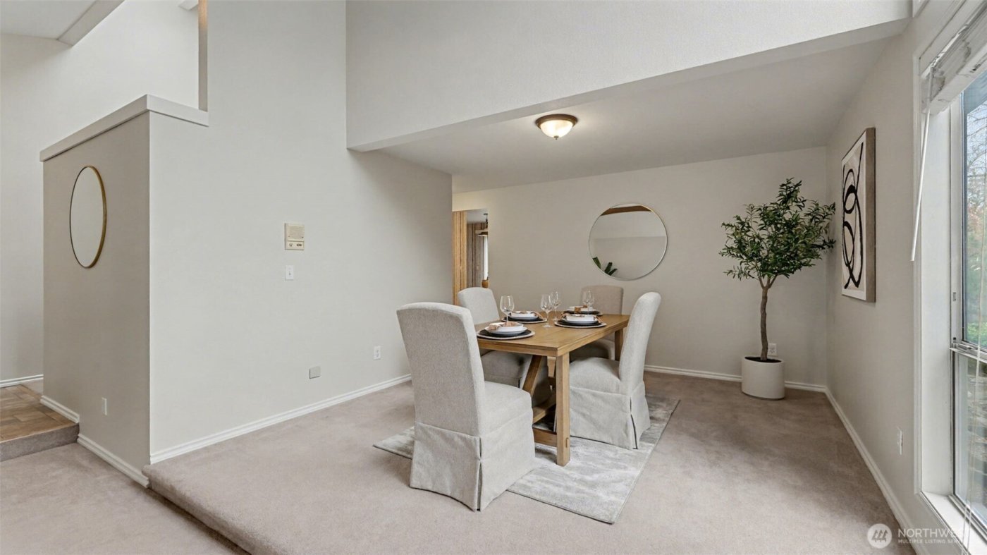 15016 SE 184th St , Renton, WA 98058