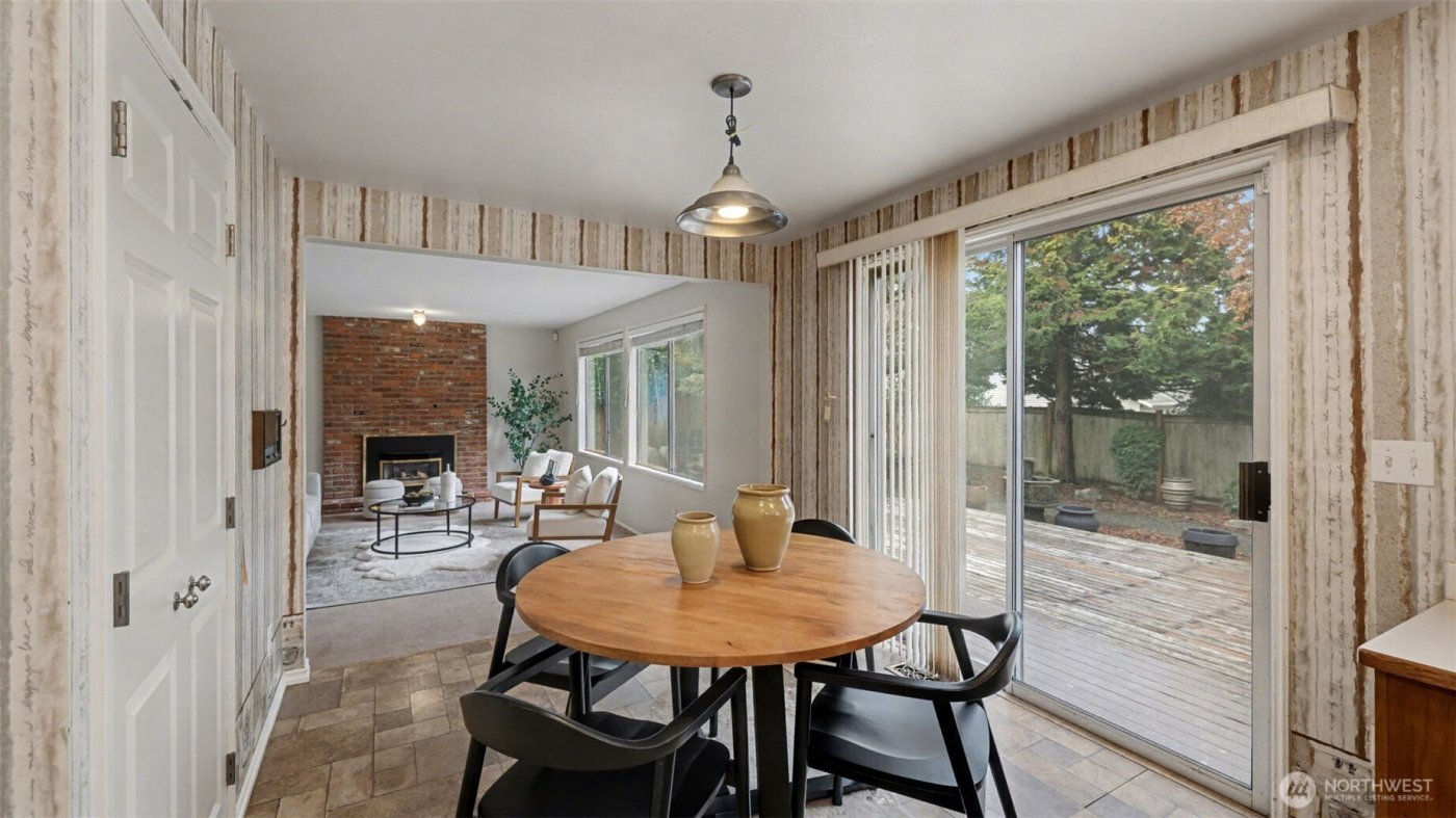 15016 SE 184th St , Renton, WA 98058