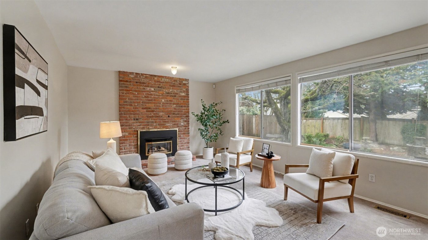 15016 SE 184th St , Renton, WA 98058