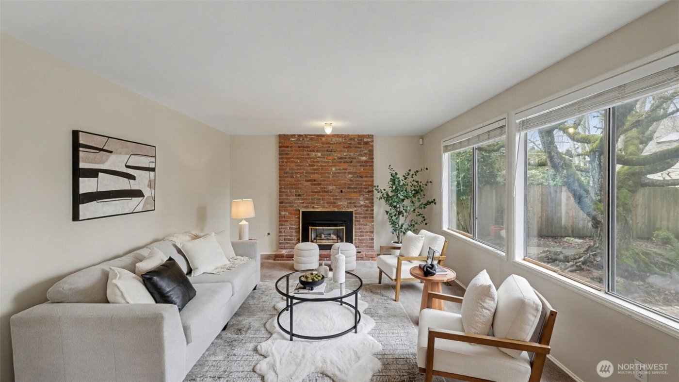 15016 SE 184th St , Renton, WA 98058