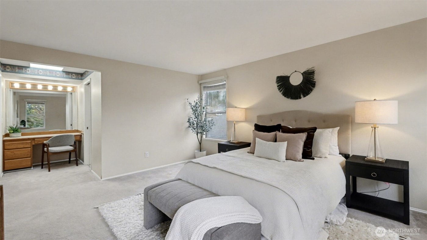 15016 SE 184th St , Renton, WA 98058