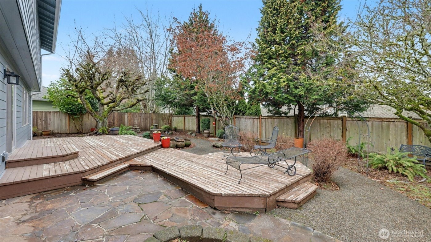 15016 SE 184th St , Renton, WA 98058
