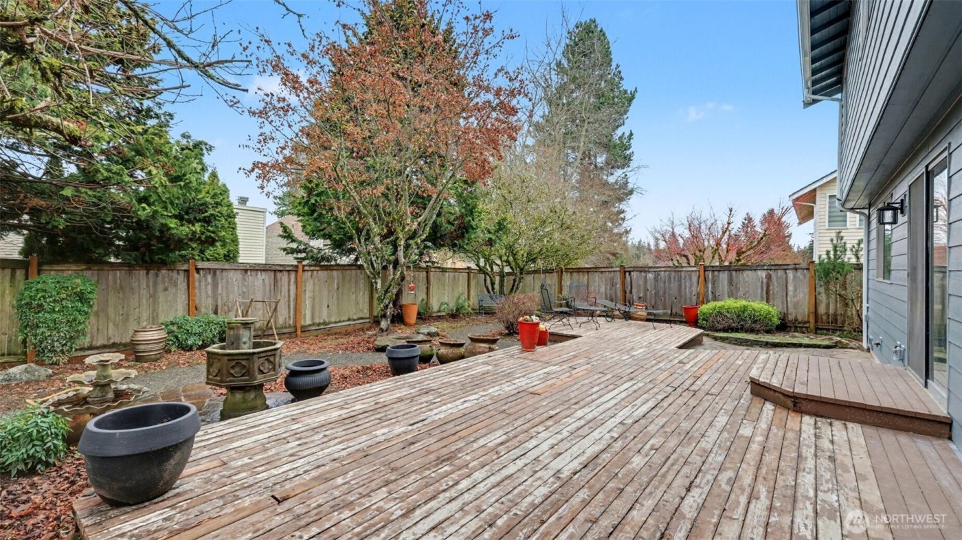 15016 SE 184th St , Renton, WA 98058