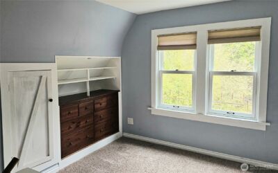 10741 Palatine Avenue N, Seattle, WA 98133 - Photo 12