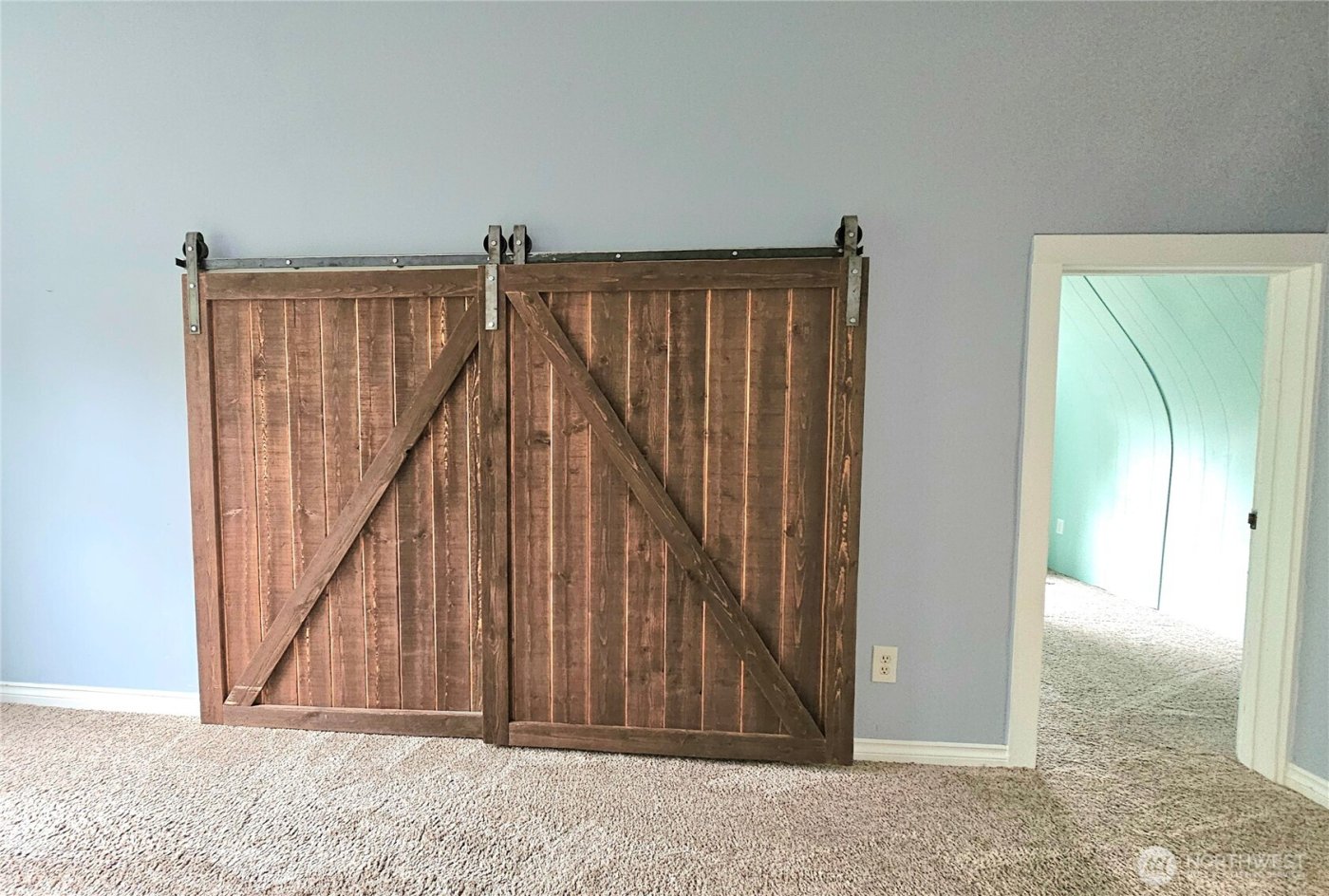 10741 Palatine Avenue N, Seattle, WA 98133