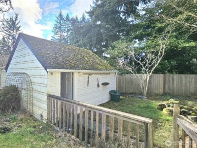 10741 Palatine Avenue N, Seattle, WA 98133 - Photo 19