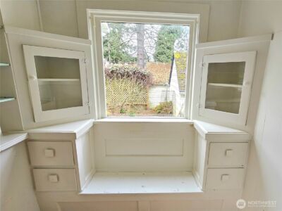 10741 Palatine Avenue N, Seattle, WA 98133 - Photo 6