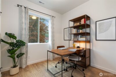 1142 129th Court NE #302, Bellevue, WA 98005 - Photo 6