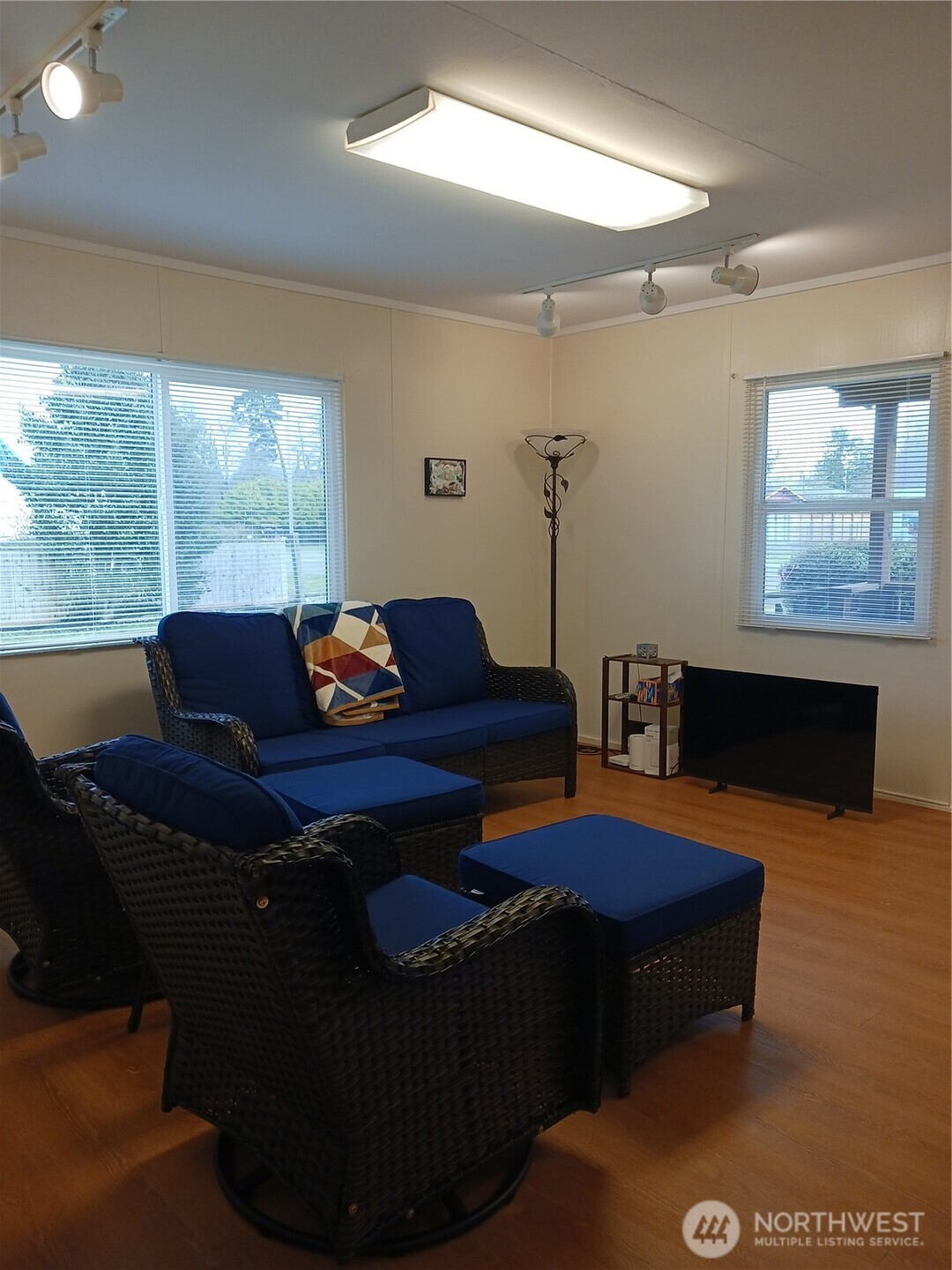 818 W Ocean Avenue , Westport, WA 98595