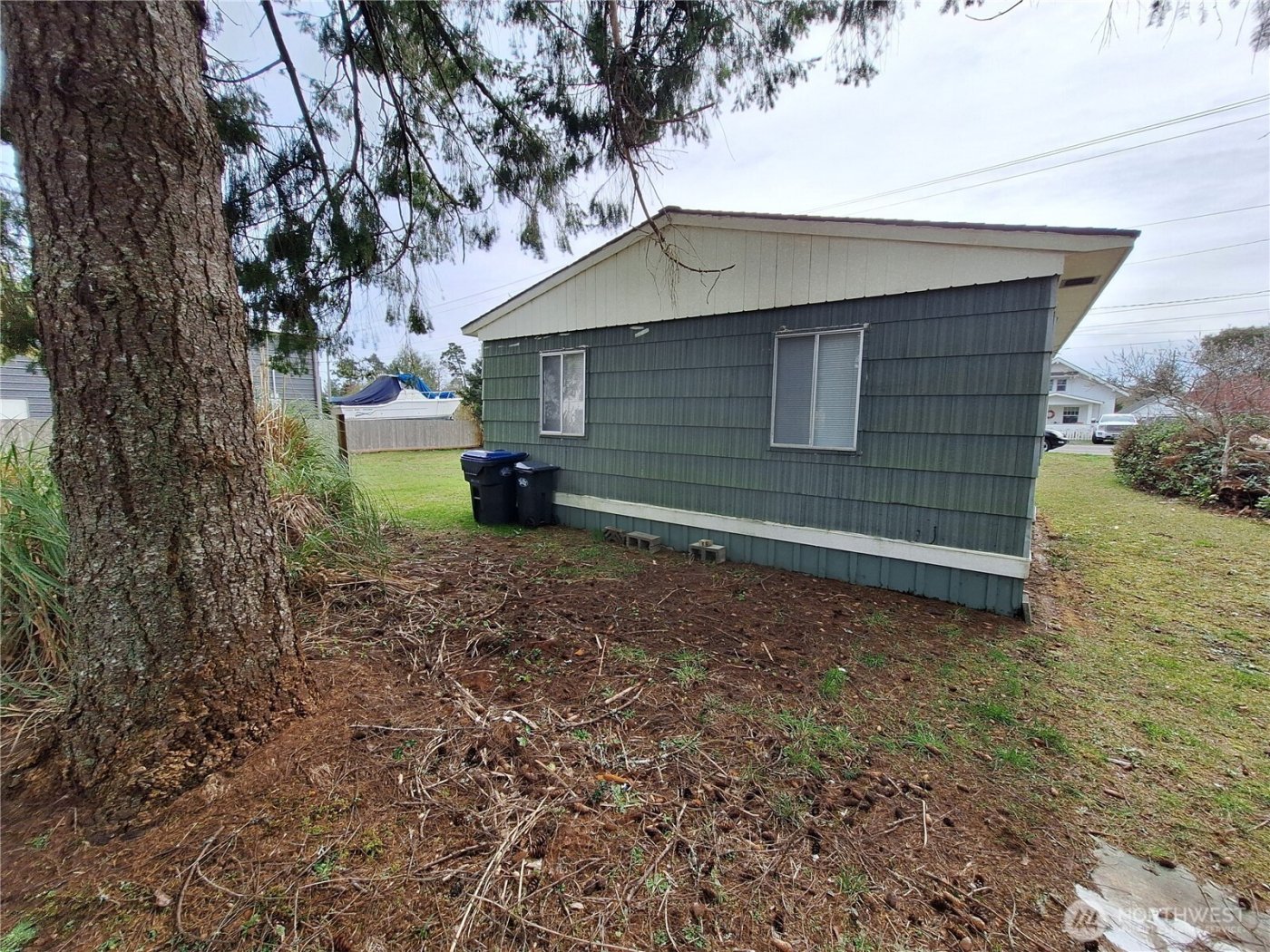 818 W Ocean Avenue , Westport, WA 98595