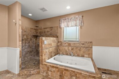 998 State Route 6 , Raymond, WA 98577 - Photo 17