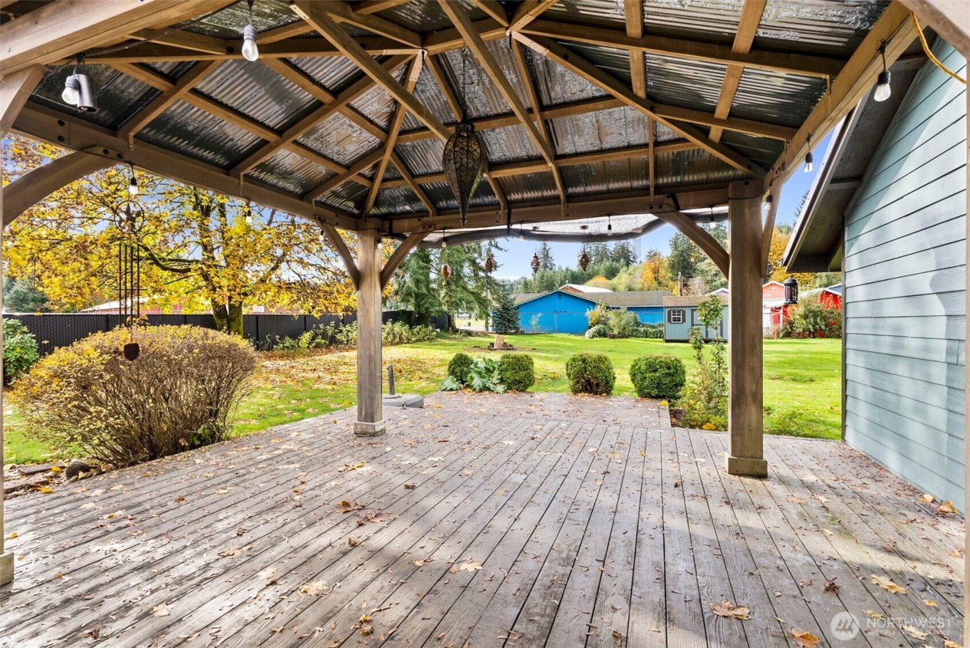 998 State Route 6 , Raymond, WA 98577