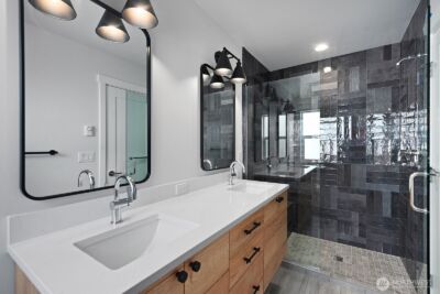 720 Newport Way NW, Issaquah, WA 98027 - Photo 8