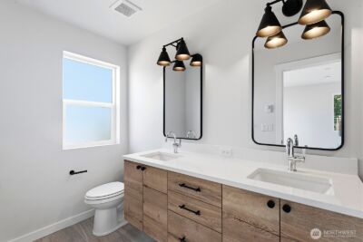 720 Newport Way NW, Issaquah, WA 98027 - Photo 9