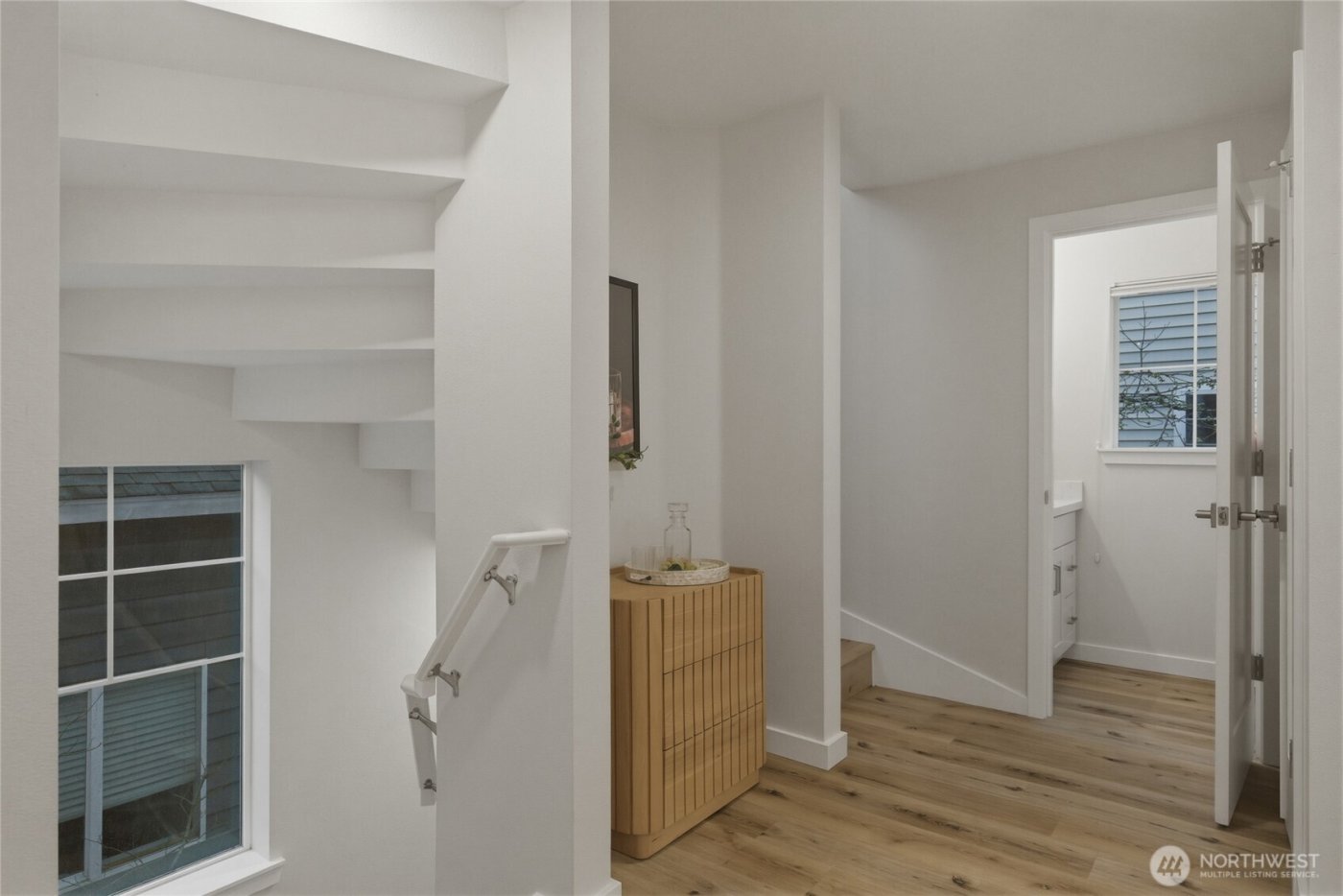 1126 14th Ave #G, Seattle, WA 98122