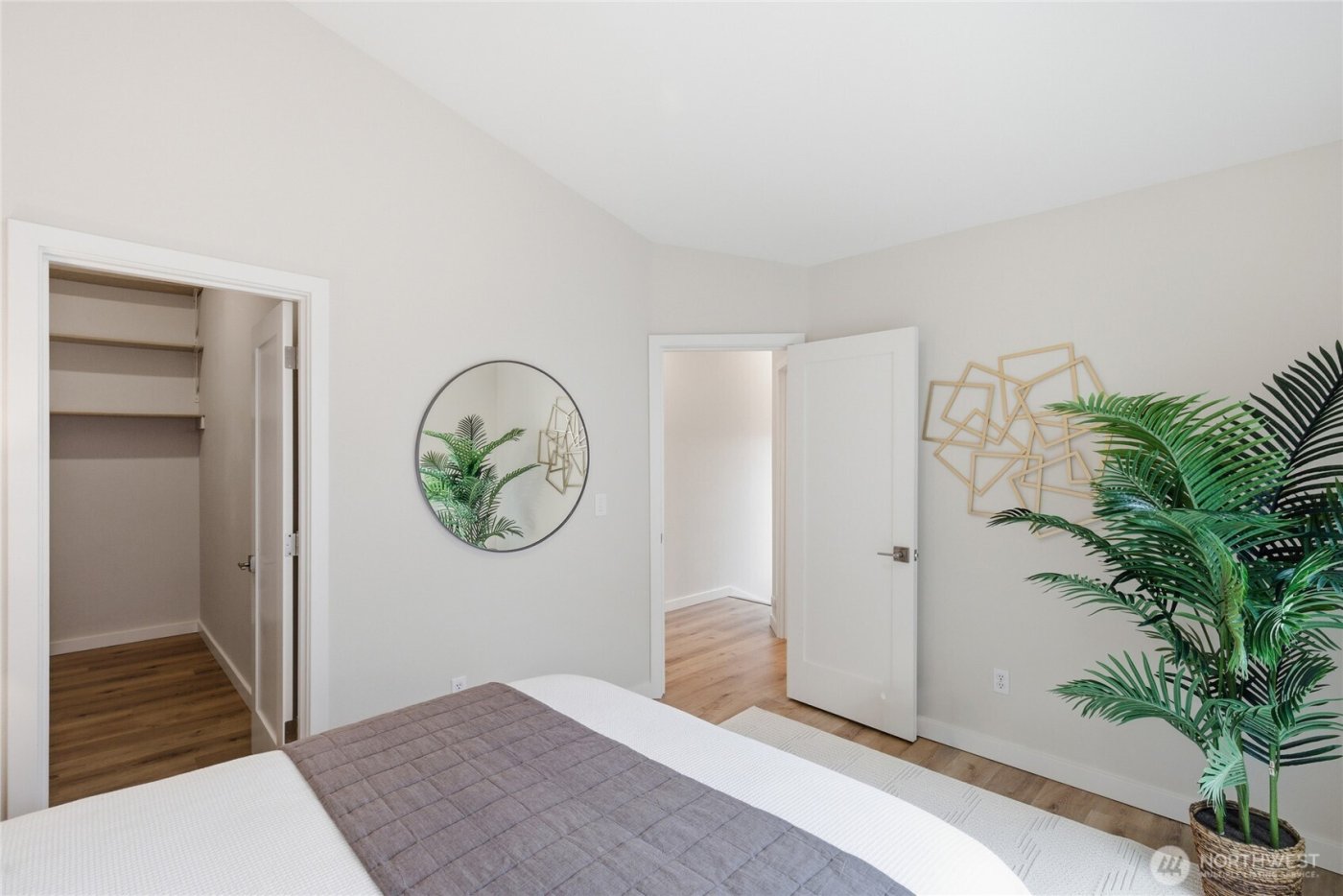 1126 14th Ave #G, Seattle, WA 98122