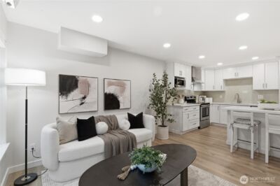 1126 14th Ave #G, Seattle, WA 98122 - Photo 8