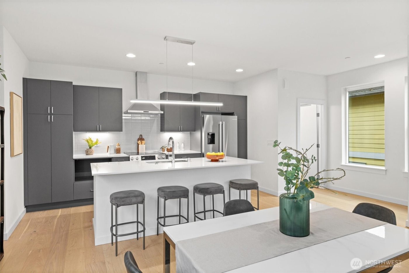 1317 N 185th Street #A, Shoreline, WA 98133