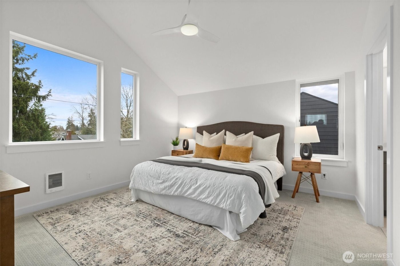 1317 N 185th Street #A, Shoreline, WA 98133