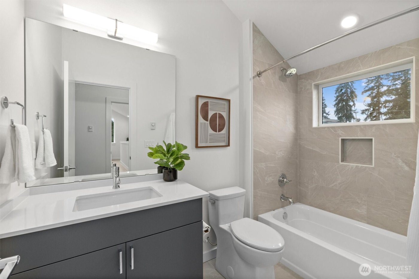 1317 N 185th Street #A, Shoreline, WA 98133