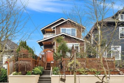 733 N 73rd Street , Seattle, WA 98103