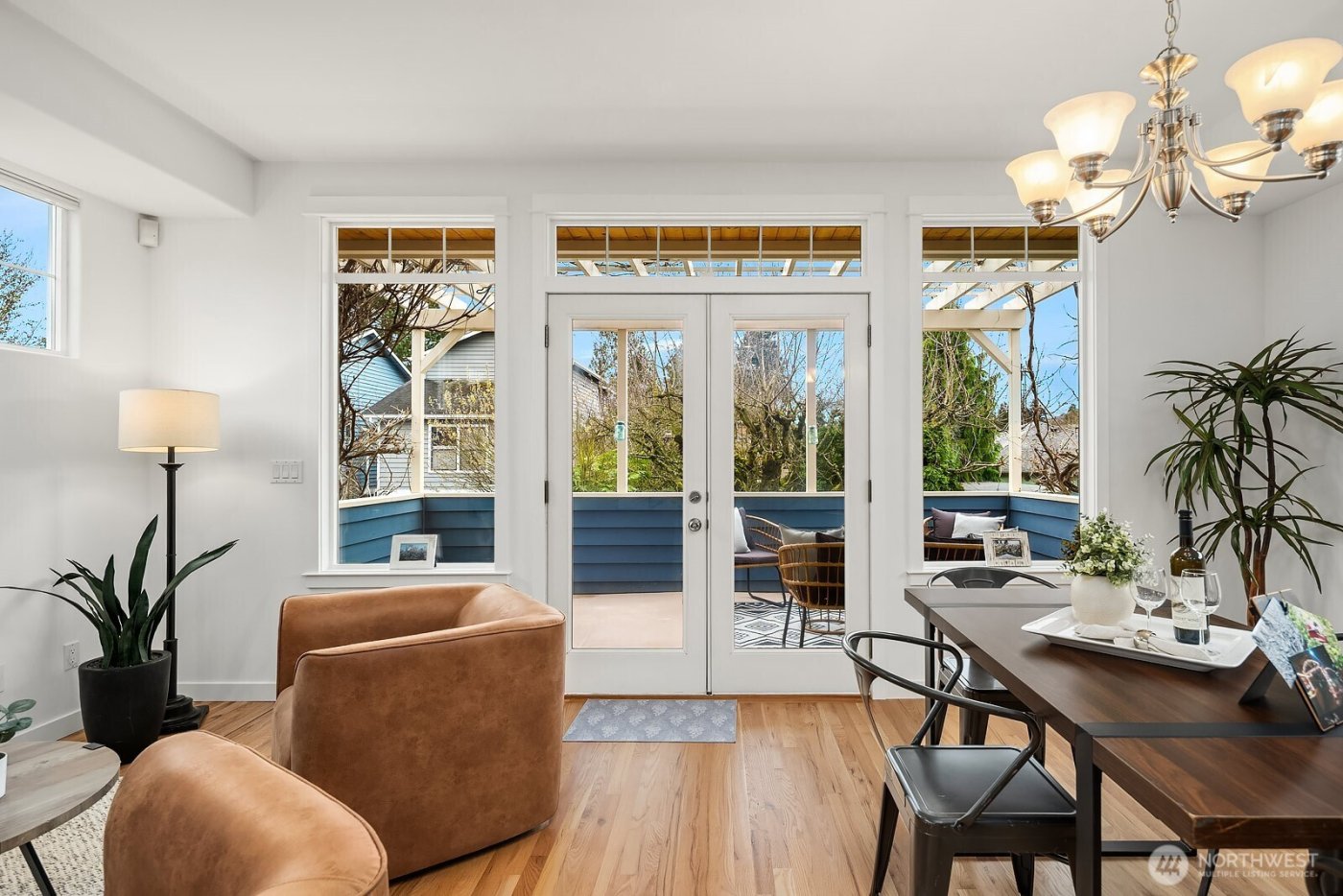 733 N 73rd Street , Seattle, WA 98103