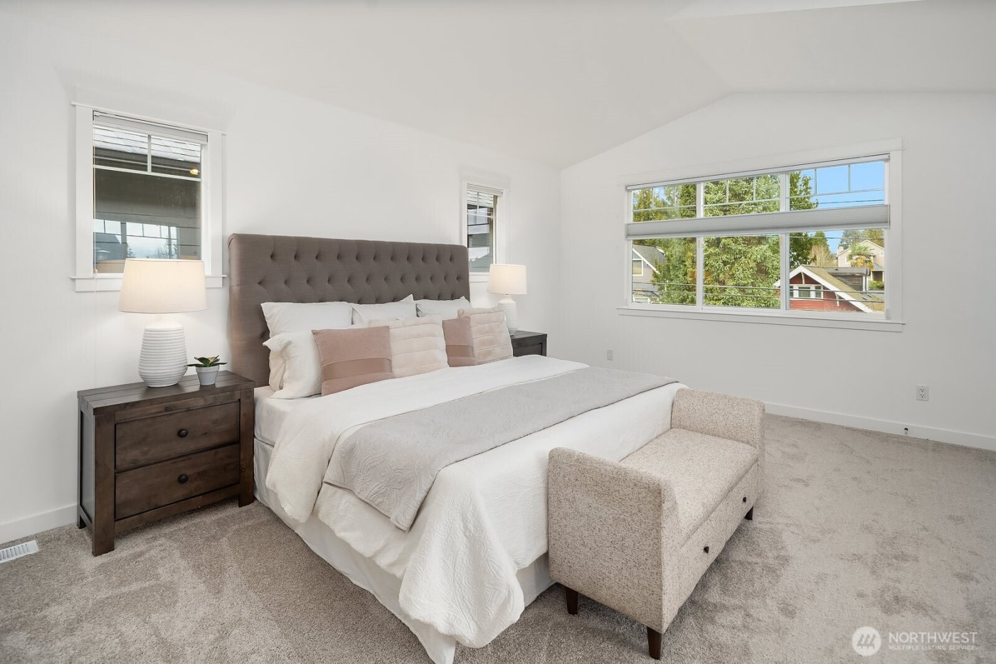 733 N 73rd Street , Seattle, WA 98103