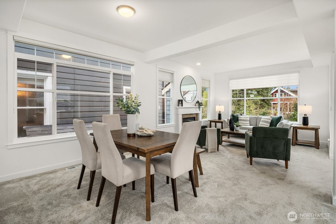 733 N 73rd Street , Seattle, WA 98103