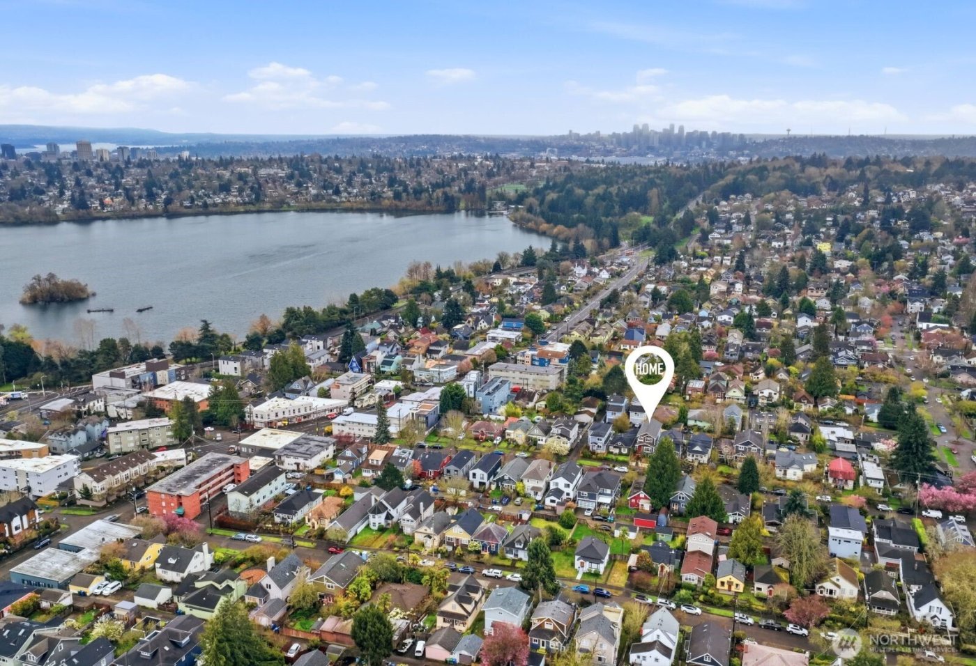 733 N 73rd Street , Seattle, WA 98103