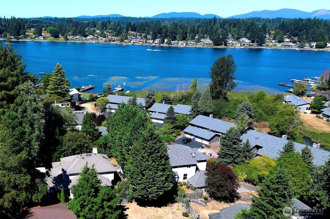 27111 141st Avenue SE, Kent, WA 98042-7232