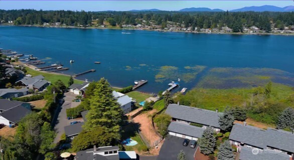 27111 141st Avenue SE, Kent, WA 98042-7232