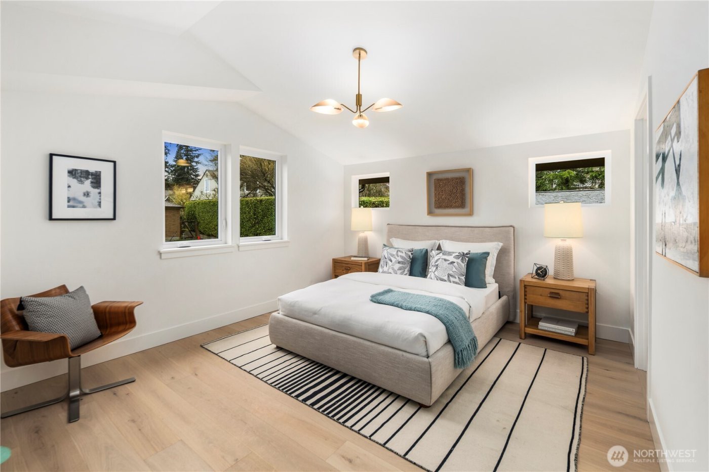 524 NE 89th Street #B, Seattle, WA 98115