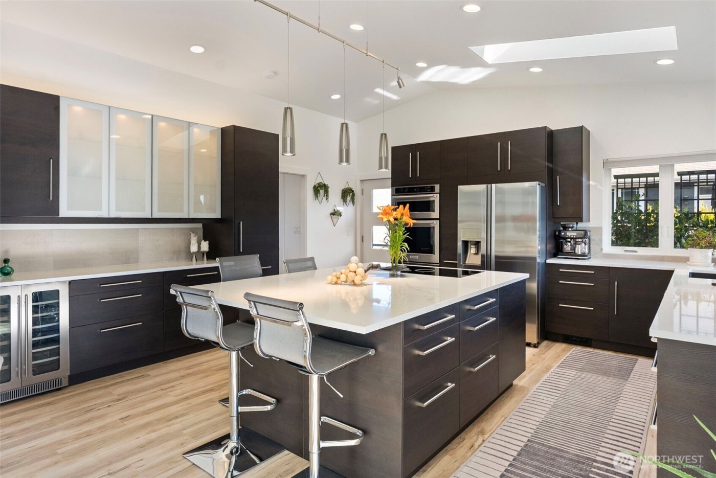 1229 Queets Drive , Fox Island, WA 98333