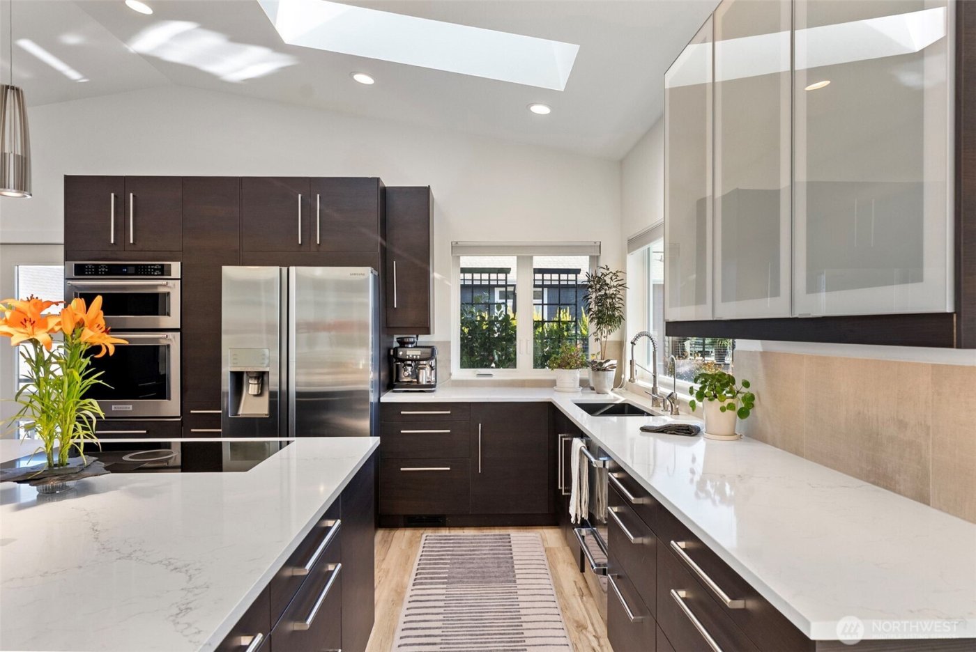 1229 Queets Drive , Fox Island, WA 98333